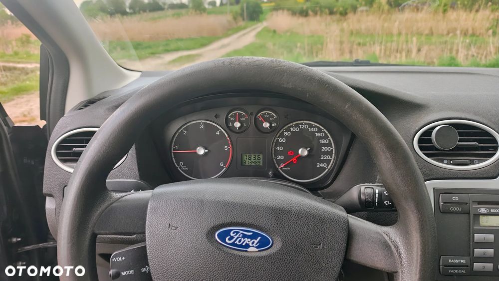 Ford Focus 1.6 TDCi Trend - 12