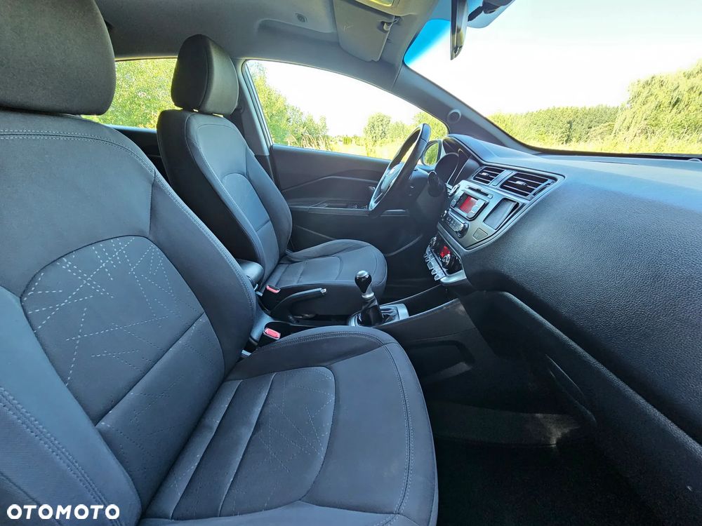 Kia Rio 1.2 Business Line - 31