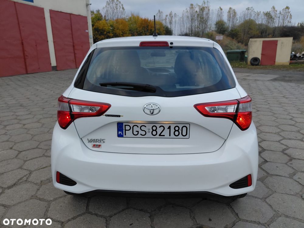 Toyota Yaris 1.0 VVT-i - 32