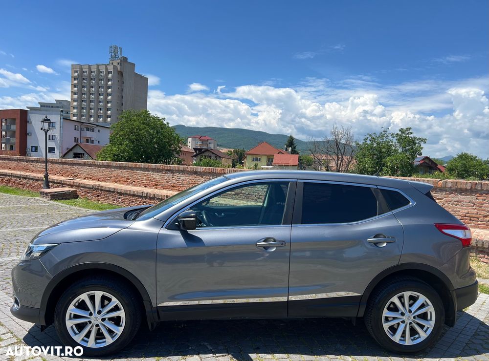Nissan Qashqai - 11
