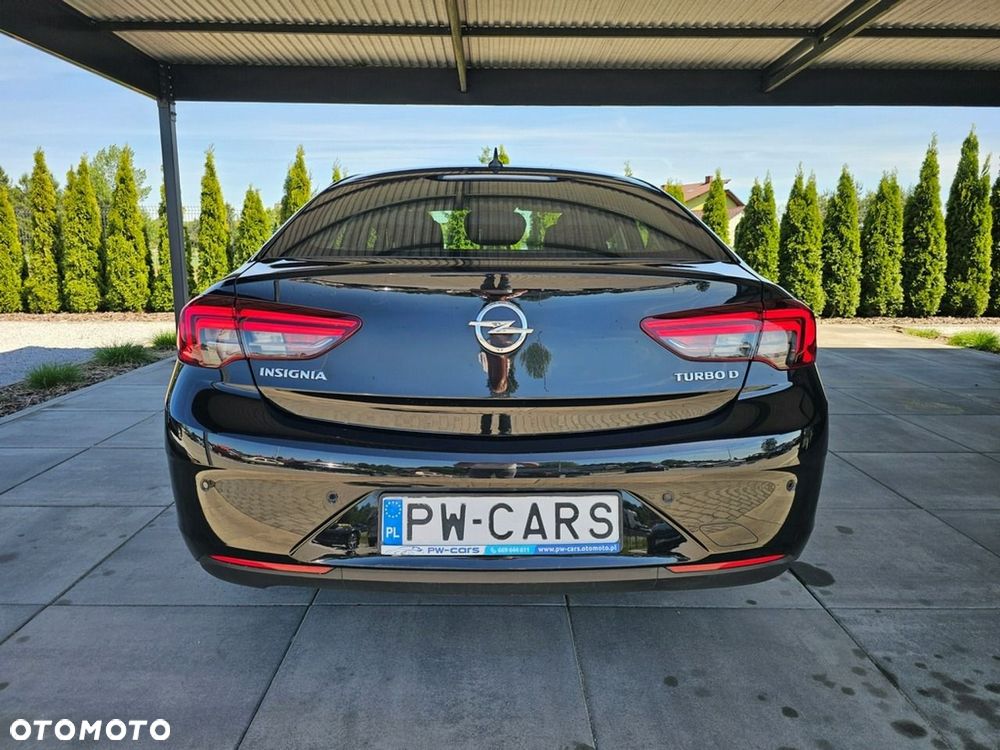 Opel Insignia - 8