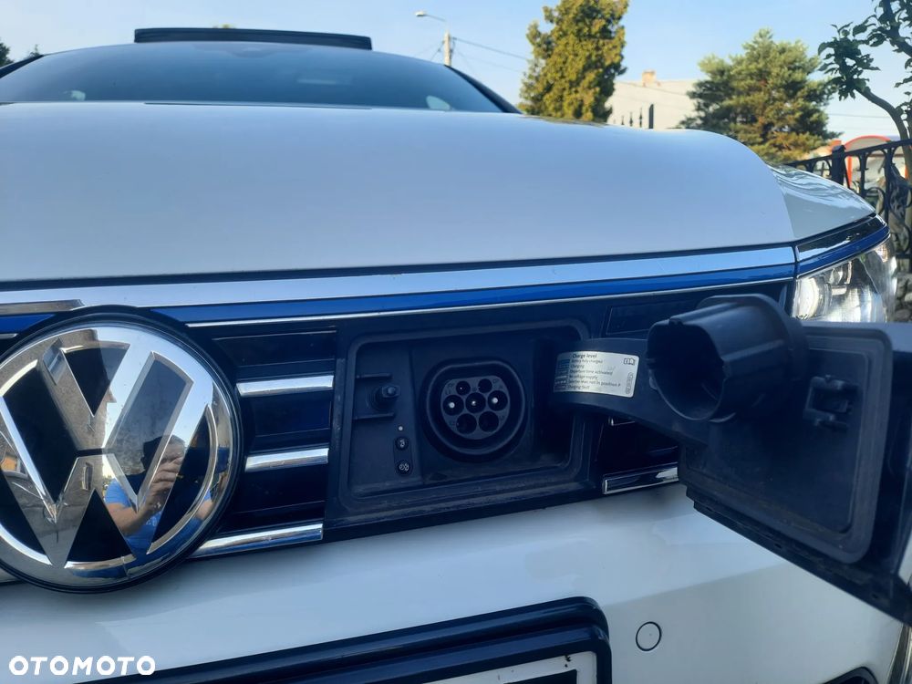 Volkswagen Passat - 5