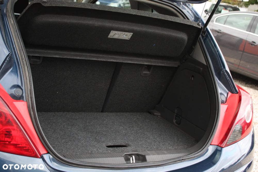 Opel Corsa 1.2 16V Graphite - 19