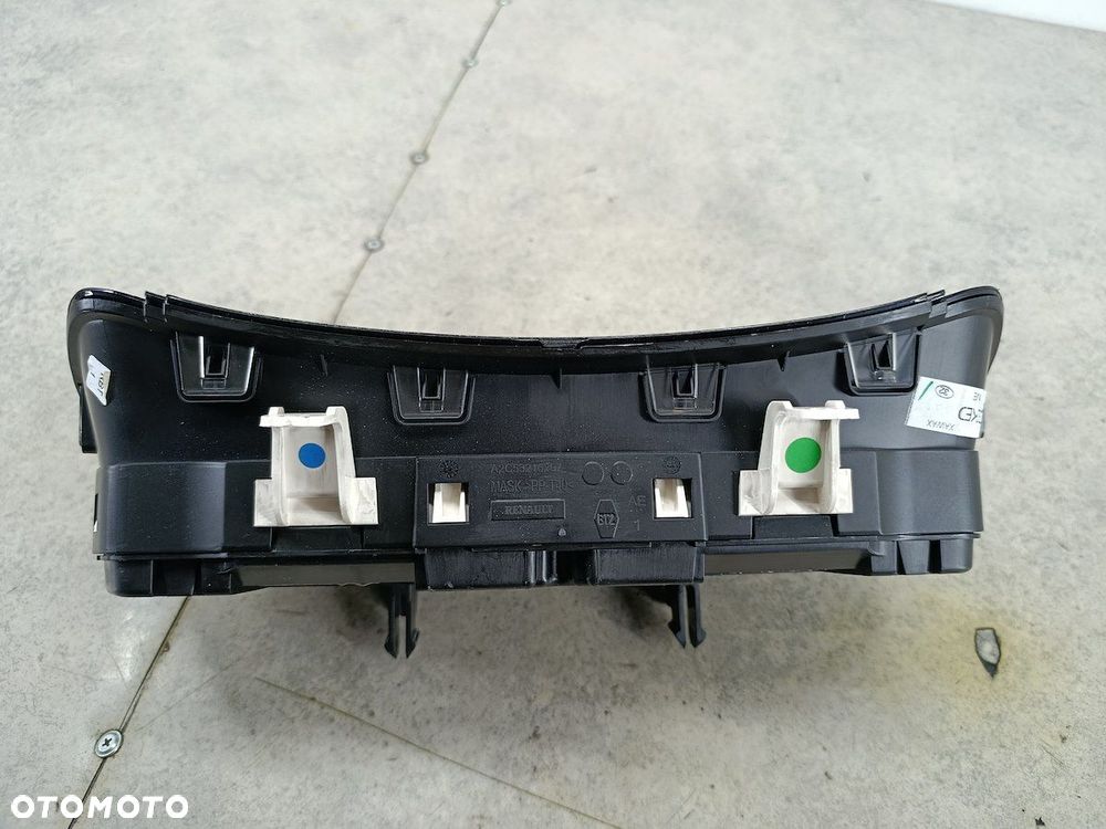 LICZNIK RENAULT LAGUNA III 248100021R A2C53182884 2.0 DCI - 8