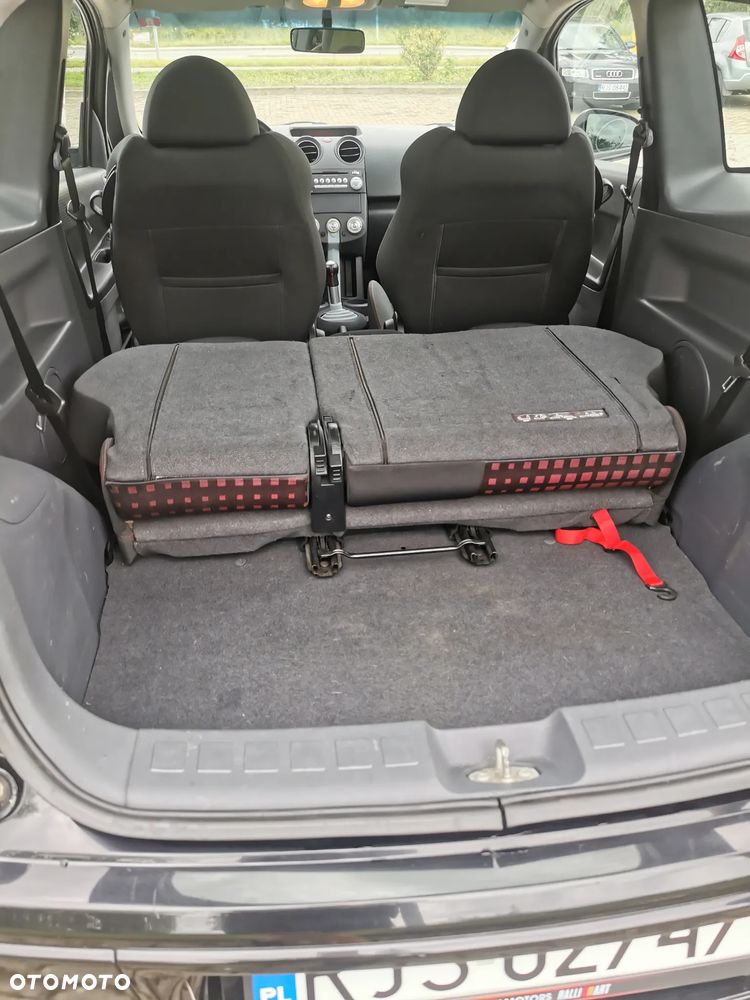 Mitsubishi Colt - 31