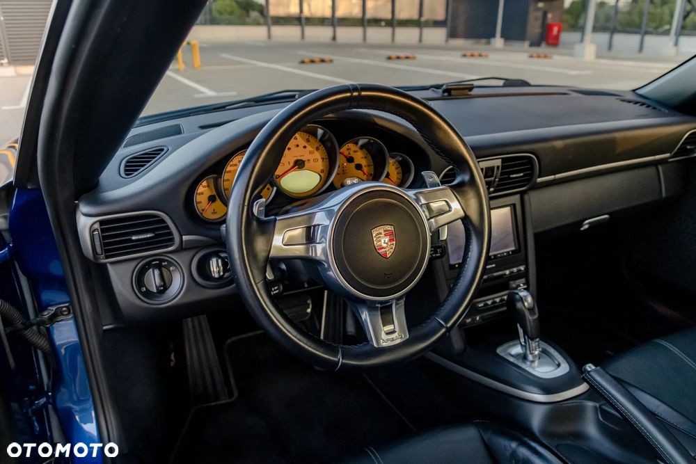 Porsche 911 Carrera PDK - 5