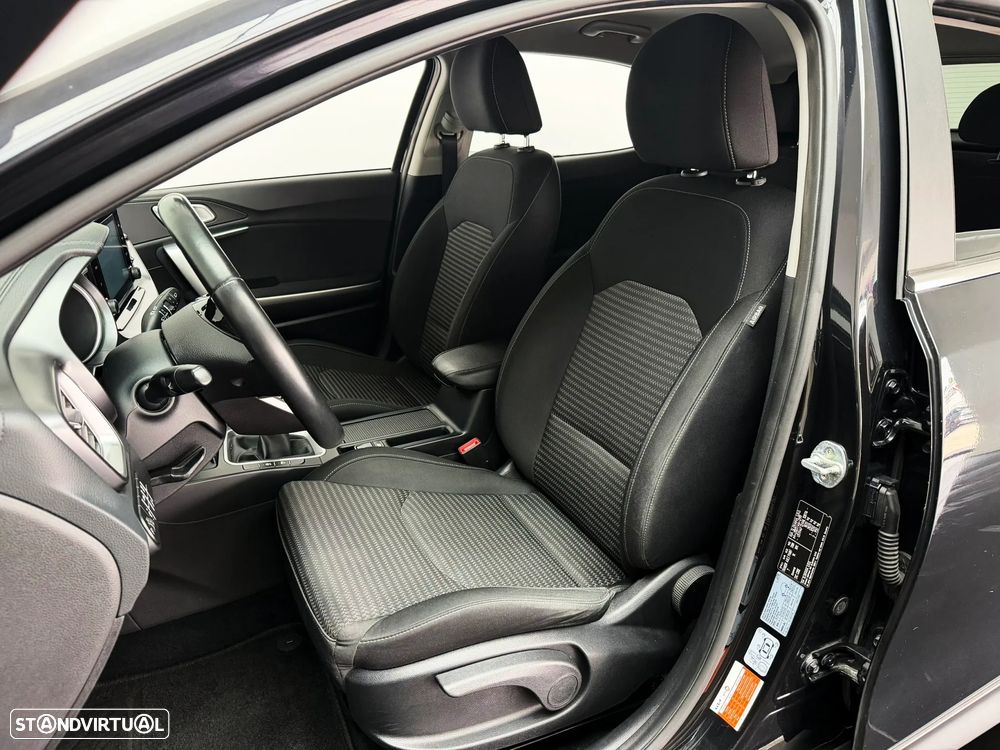 Kia XCeed 1.0 T-GDI Drive - 10