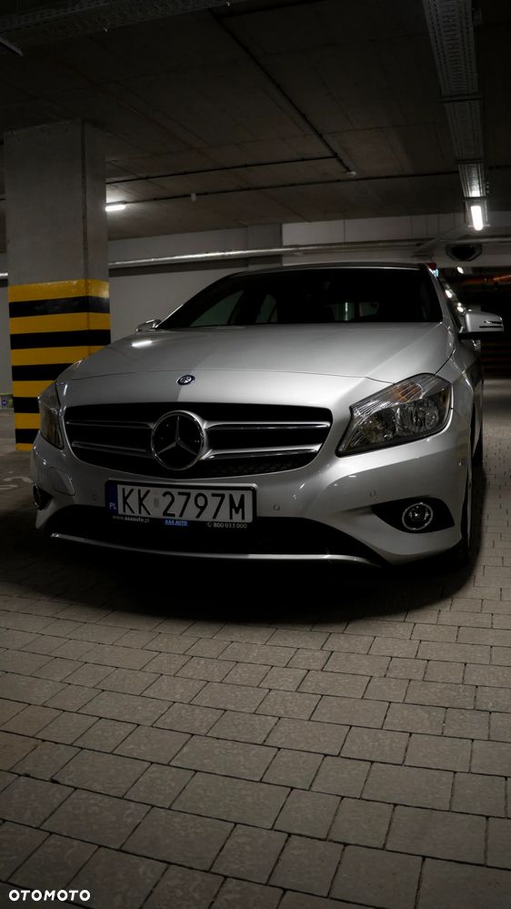 Mercedes-Benz Klasa A 180 7G-DCT Urban - 3