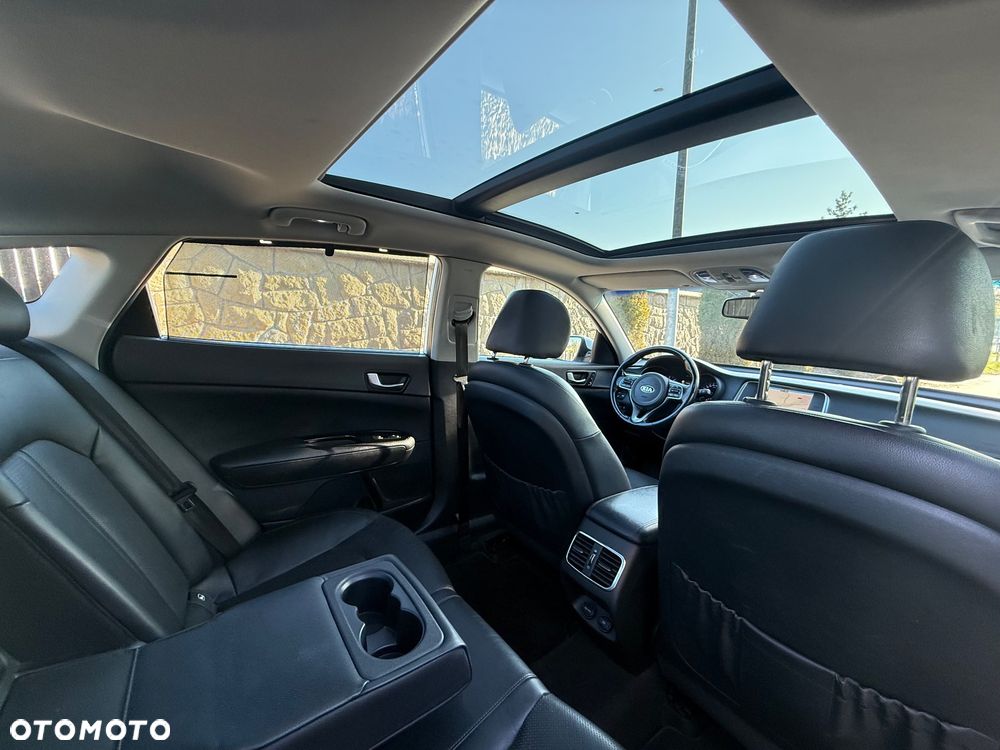 Kia Optima 1.7 CRDI L DCT - 11