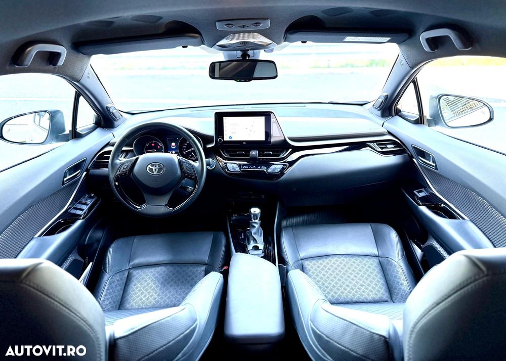 Toyota C-HR 2.0 HSD 184 CP 4x2 CVT C-ult Style bi-tone - 7