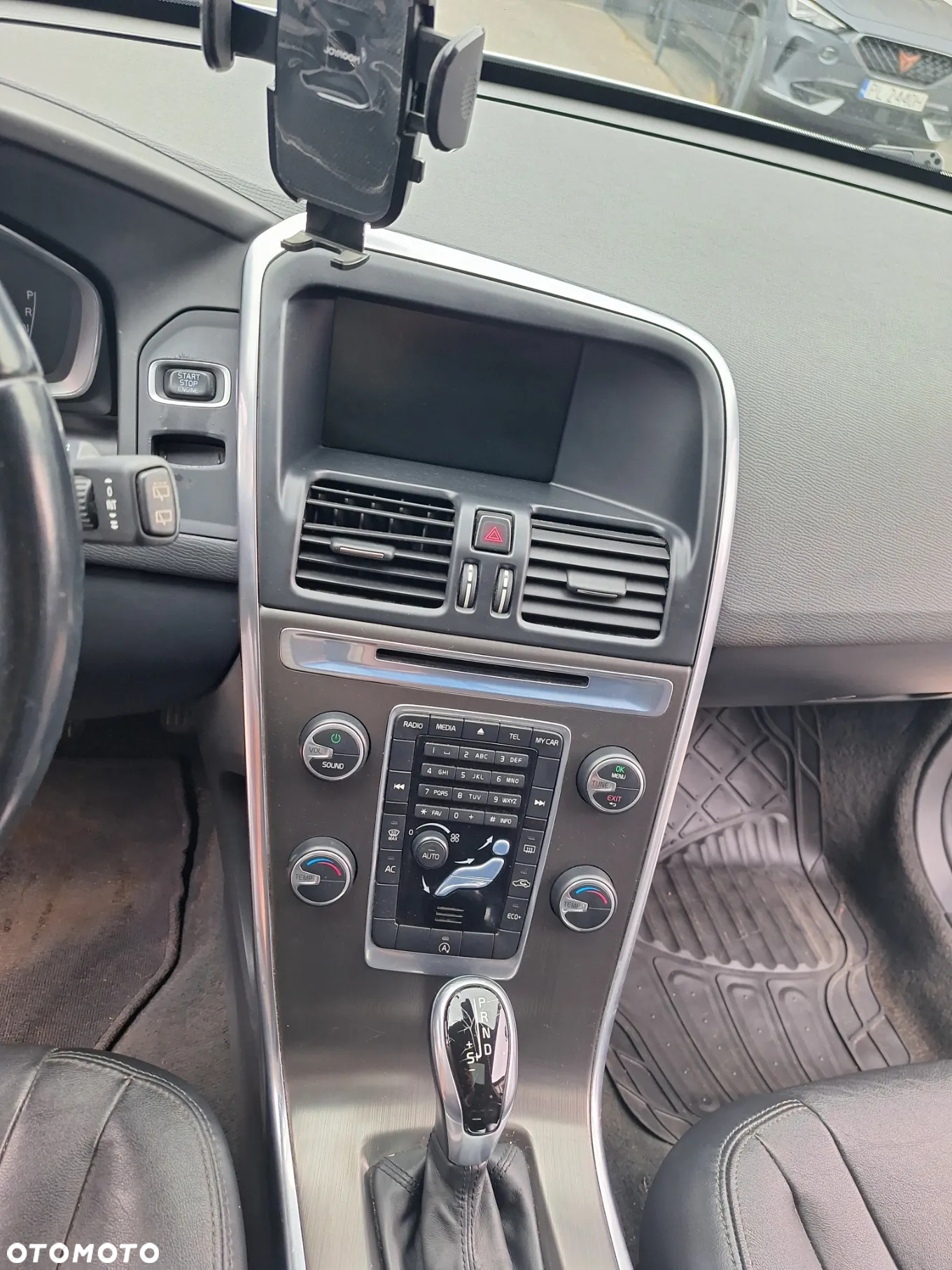 Volvo XC 60 T5 Momentum - 15