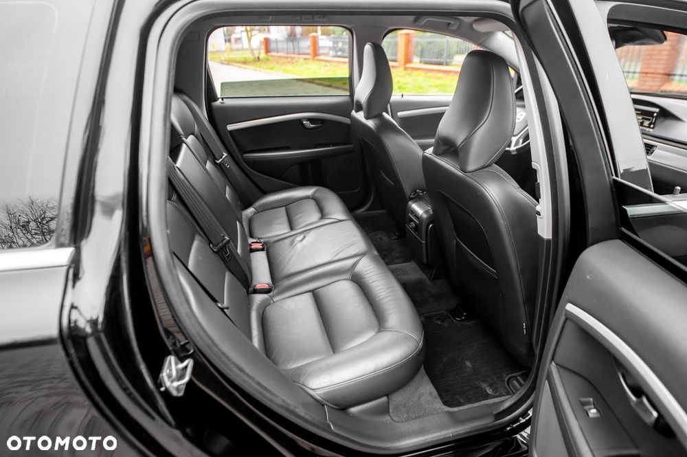 Volvo V70 T6 AWD Geartronic Momentum - 28