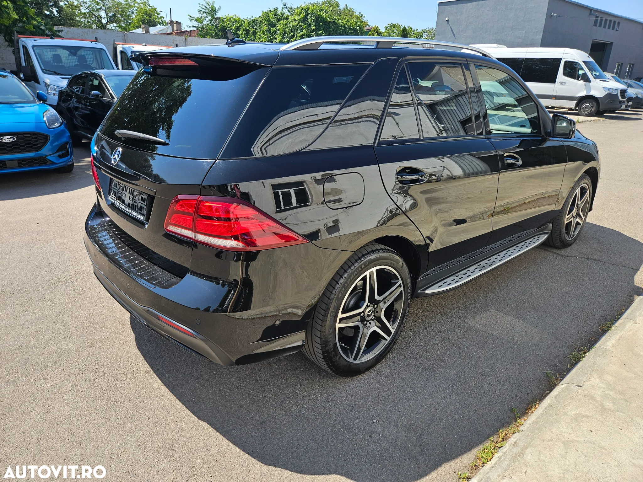 Mercedes-Benz GLE 350 d 4MATIC - 3