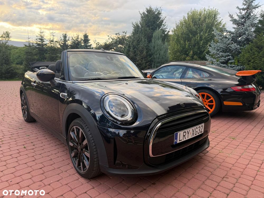 MINI Cooper Anniversary Edition - 1