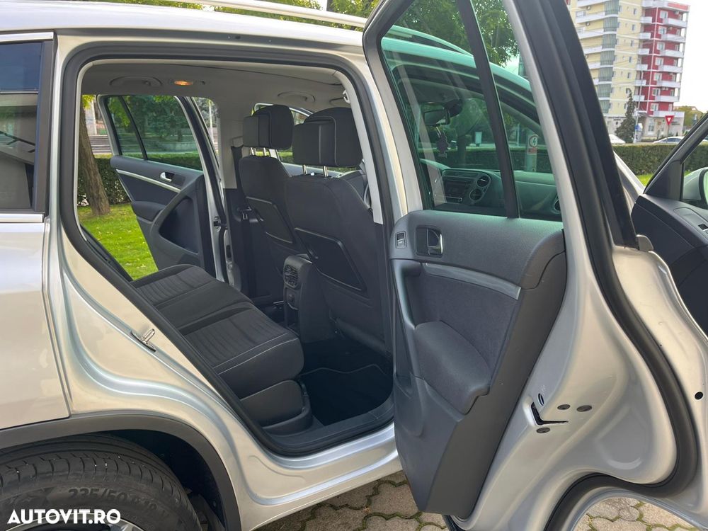 Volkswagen Tiguan 2.0 TDI DPF 4Motion BlueMotion Technology DSG Cup Sport & Style - 19