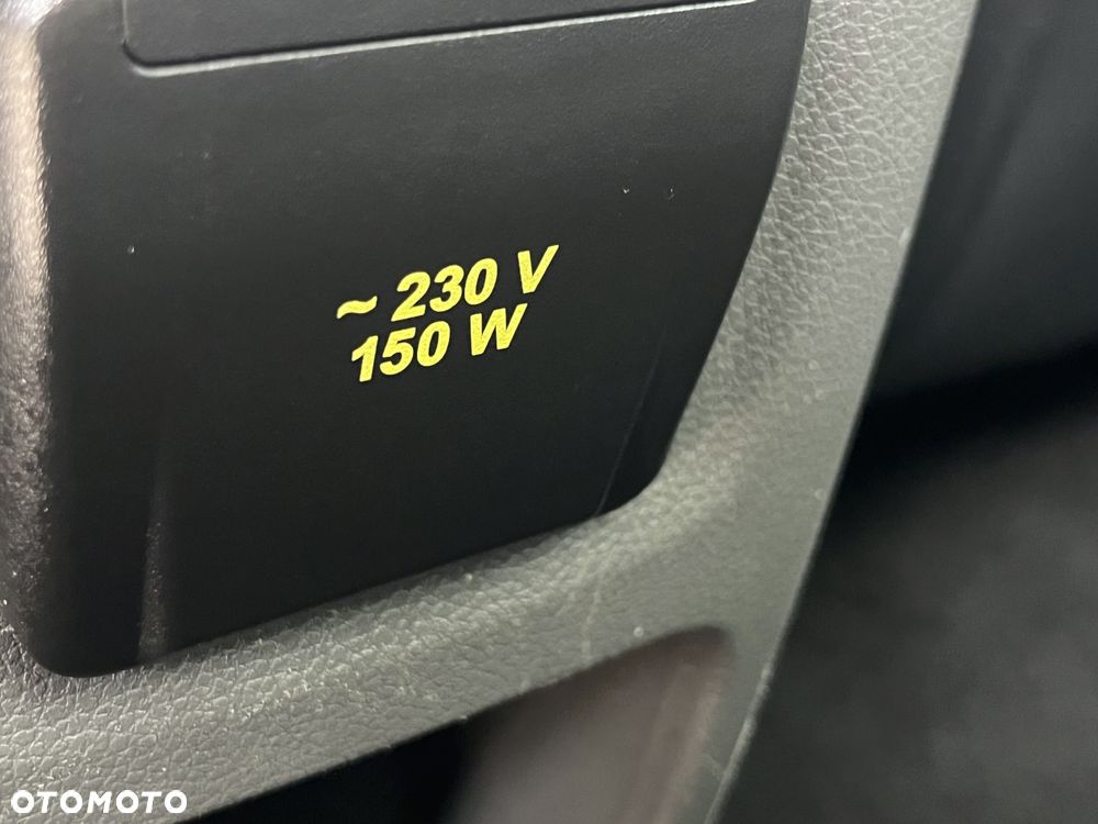 Ford Kuga 2.0 TDCi 4x4 Titanium - 23