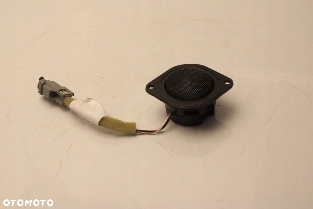 VOLVO C70 II GŁOŚNIK 30679339 DYNAUDIO - 1