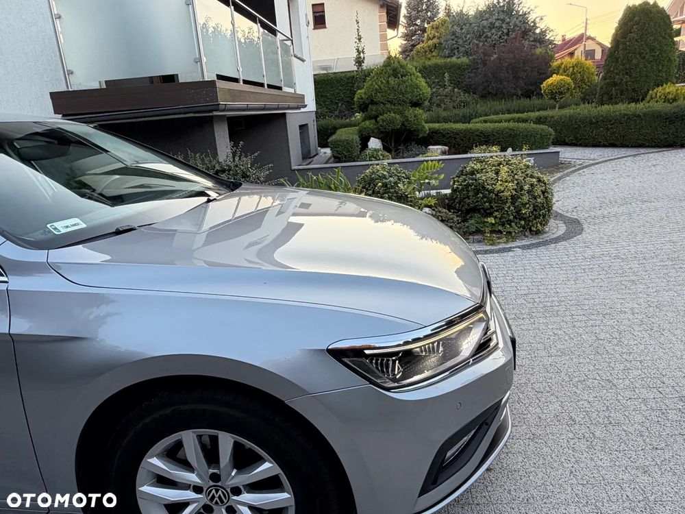 Volkswagen Passat 2.0 TDI EVO Business - 11