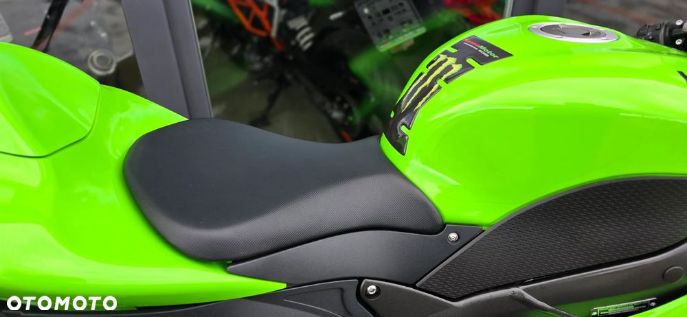 Kawasaki ZX - 16