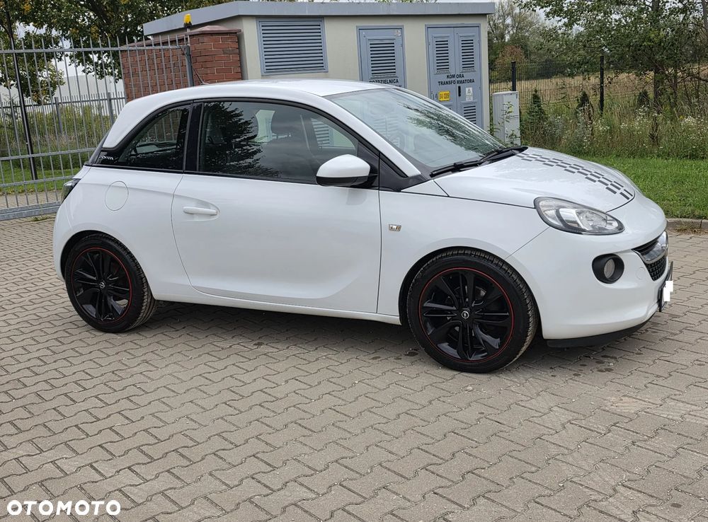Opel Adam 1.2 Black Jack S&S - 11