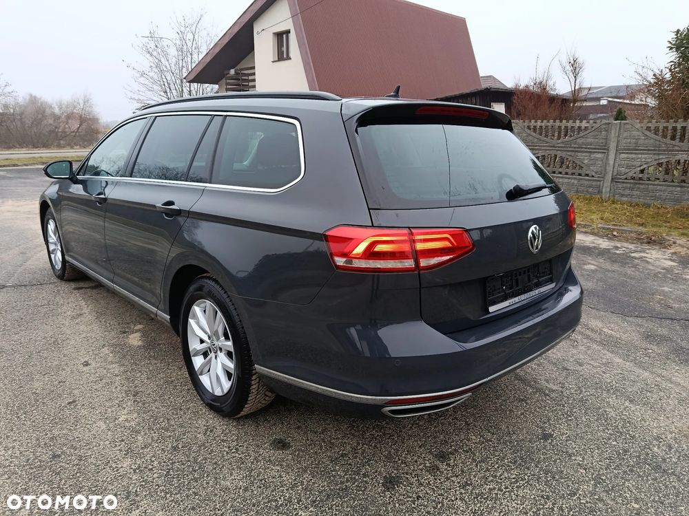 Volkswagen Passat 2.0 TDI SCR (BlueMotion Technology) DSG Comfortline - 2