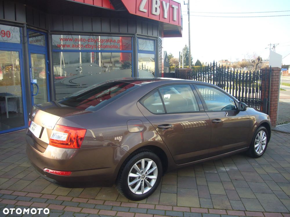 Skoda Octavia 1.4 TSI Ambition - 6