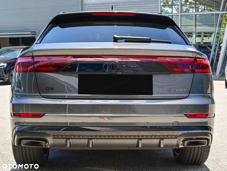 Audi Q8 - 2