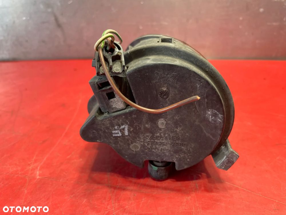AUDI A6 C6 HALOGEN LEWY - 4