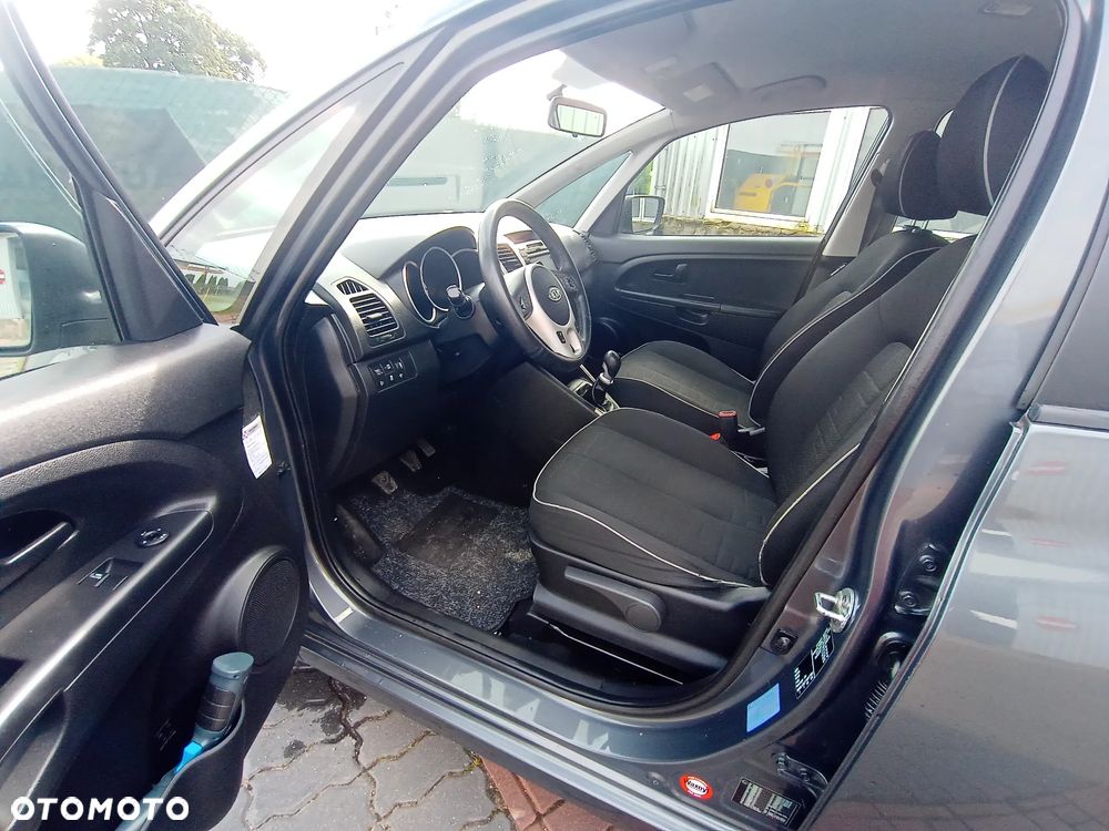 Kia Venga 1.4 L - 21