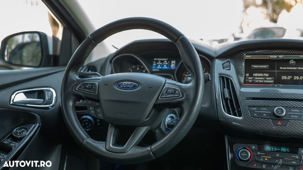 Ford Focus ver-1-5-ecoblue-active-business - 29