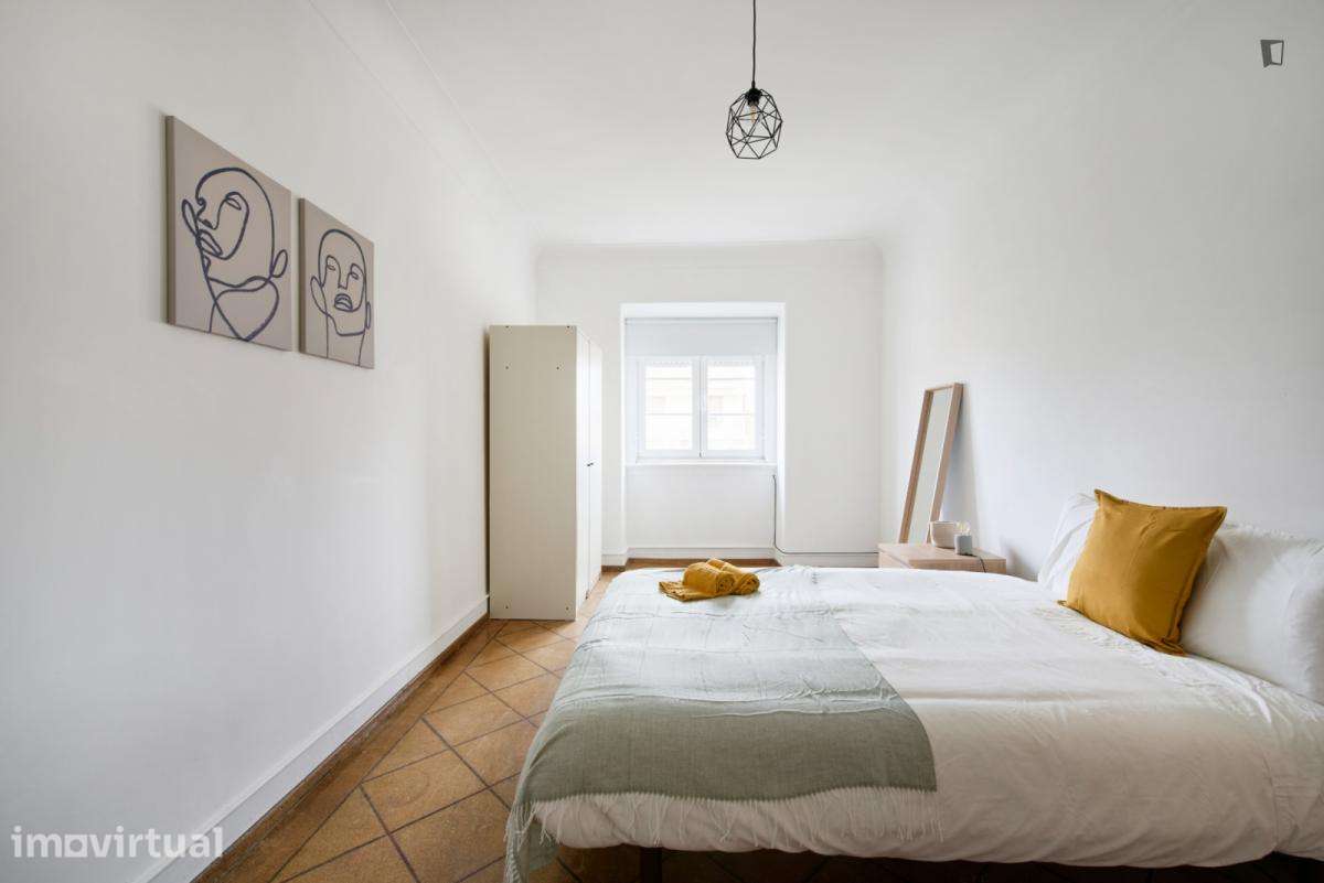 Quarto - localizado em Penha de França Lisbon - Grande imagem: 2/39