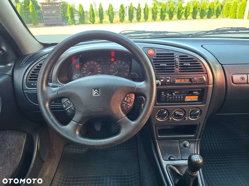 Citroën Xsara 1.4i Prestige - 17