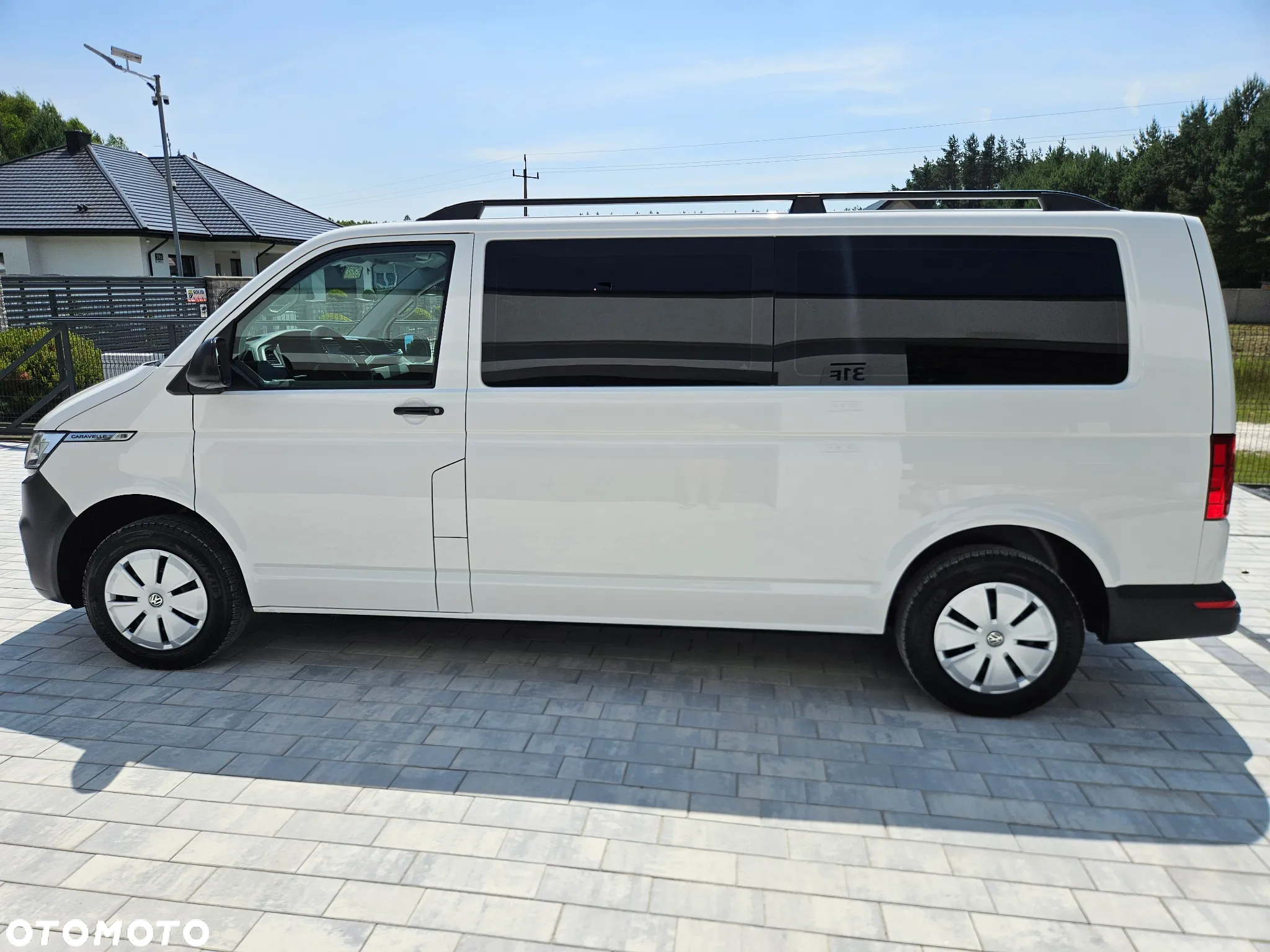 Volkswagen Caravelle 6.1 2.0 TDI L2 Comfortline - 12