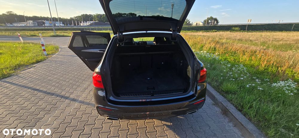 BMW Seria 5 520d xDrive M Sport Edition - 11