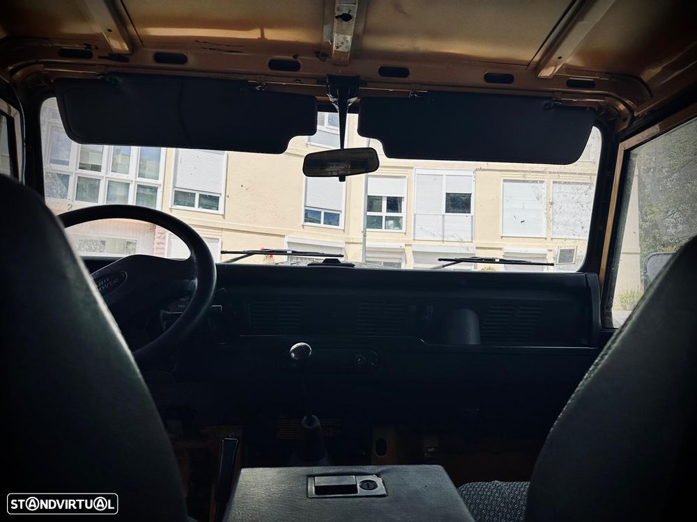 Land Rover Defender 110 2.5 TDi Metal Top - 30