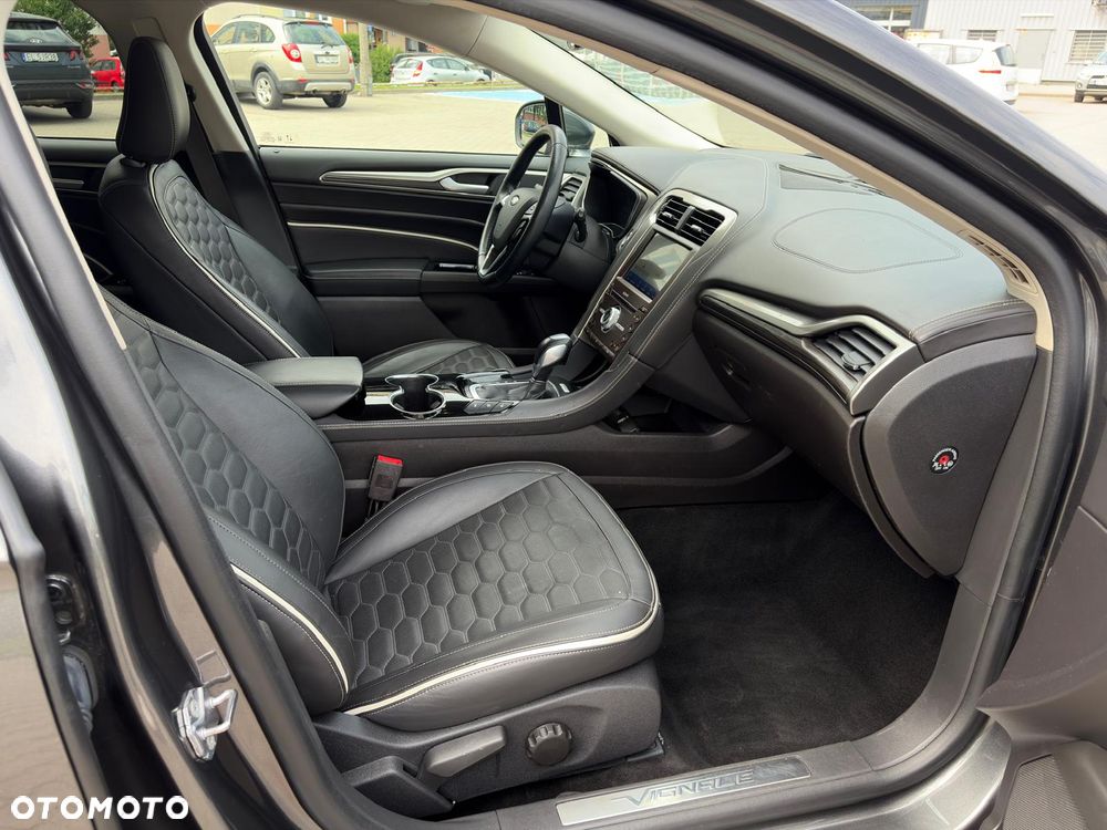 Ford Mondeo SW 2.0 Hybrid Vignale - 15