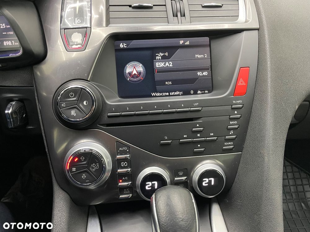 Citroën DS5 HDi 165 Business - 13