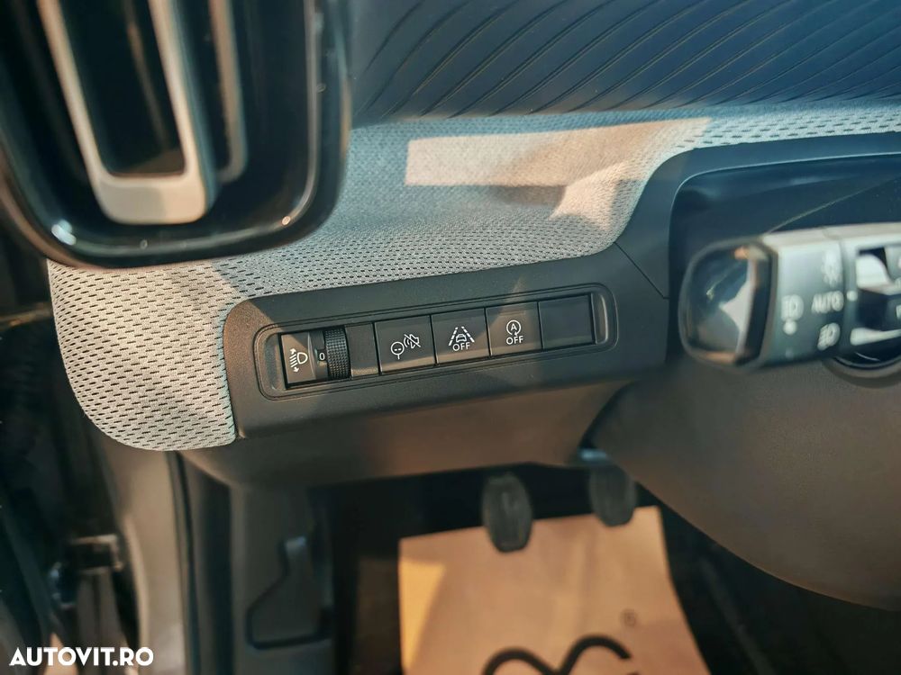 Citroën C3 1.2 PureTech 100 S&S BVM6 MAX - 17