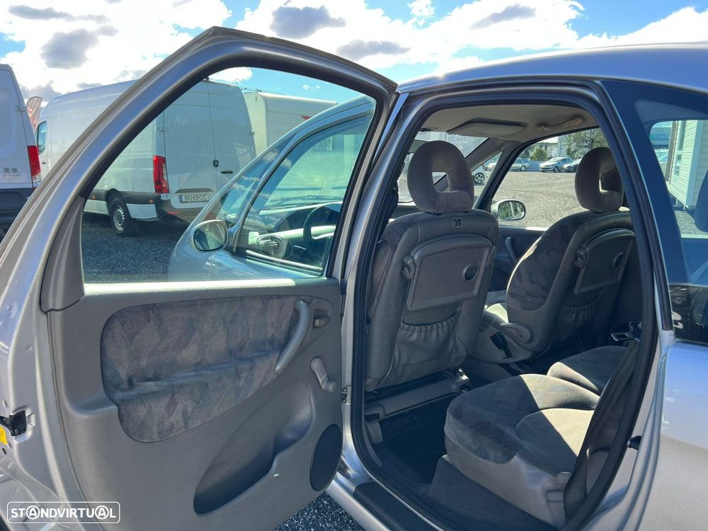 Citroën Xsara Picasso 1.6 Exclusive - 16