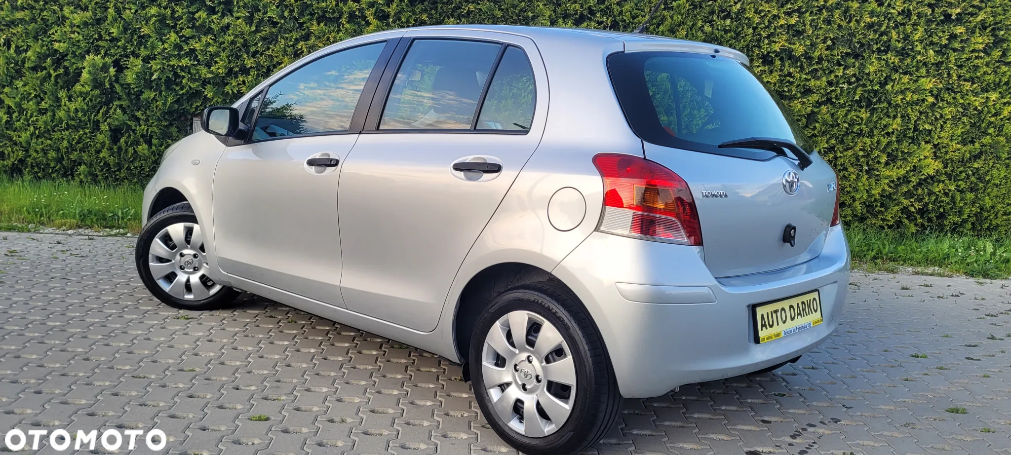 Toyota Yaris 1.33 Luna - 4