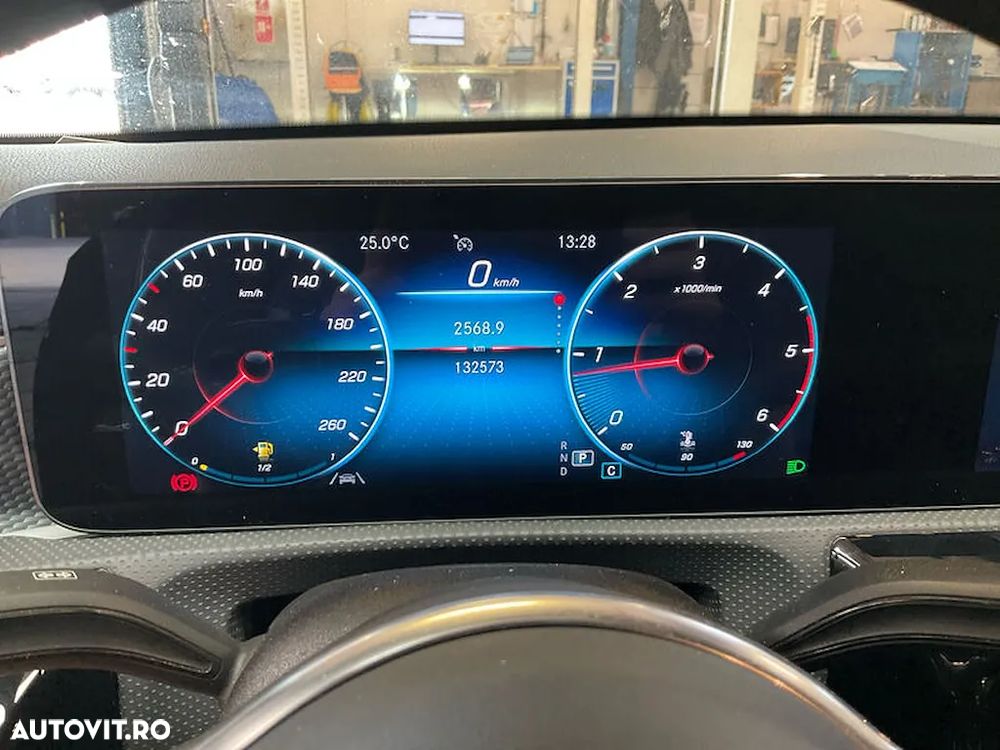 Mercedes-Benz A - 5