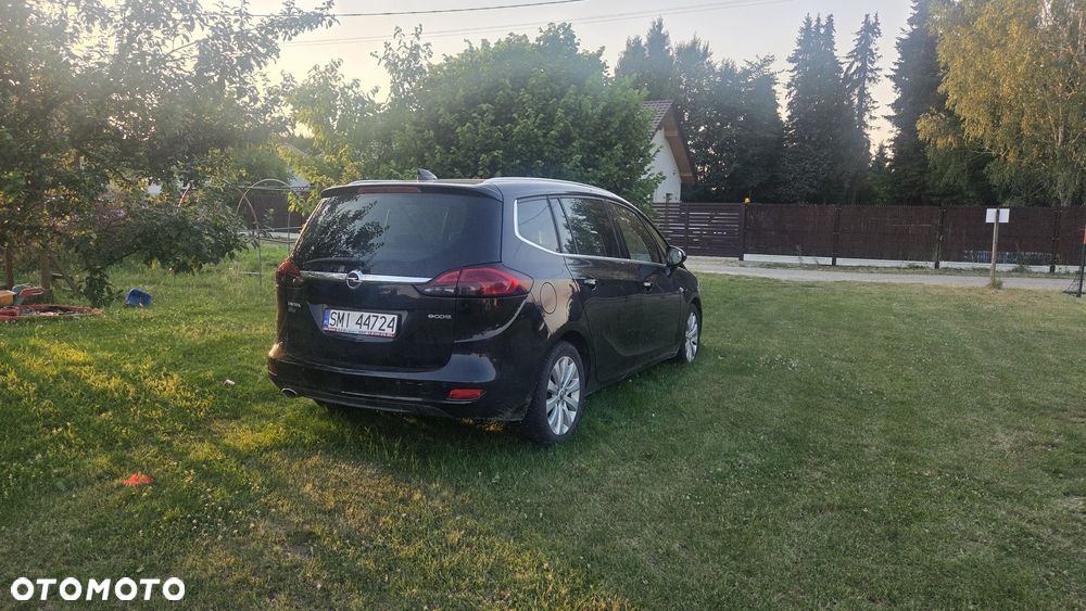 Opel Zafira - 4