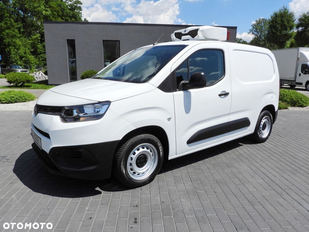 Toyota PROACE CITY  FURGON CHŁODNIA  -15*C ZASILANIE 230V TEMPOMAT KLIMATYZACJA  100KM - 20