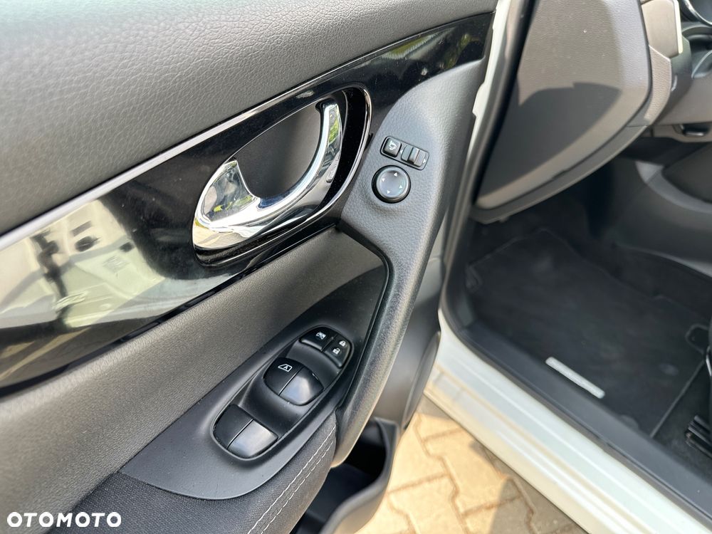 Nissan Qashqai 1.2 DIG-T Tekna - 20