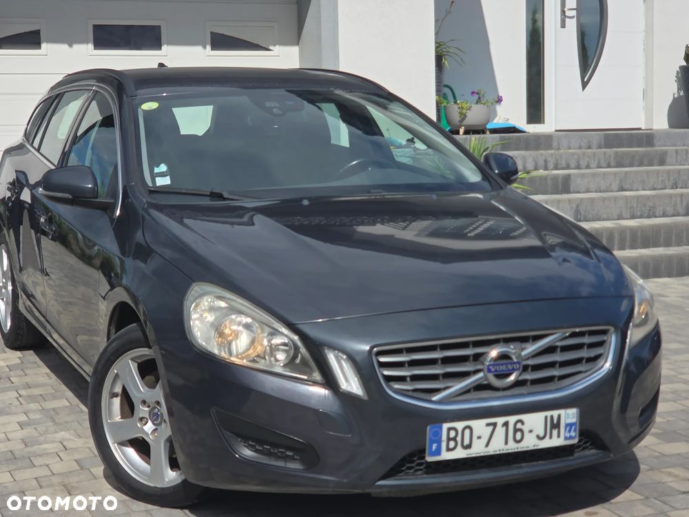 Volvo V60 D3 Momentum - 3