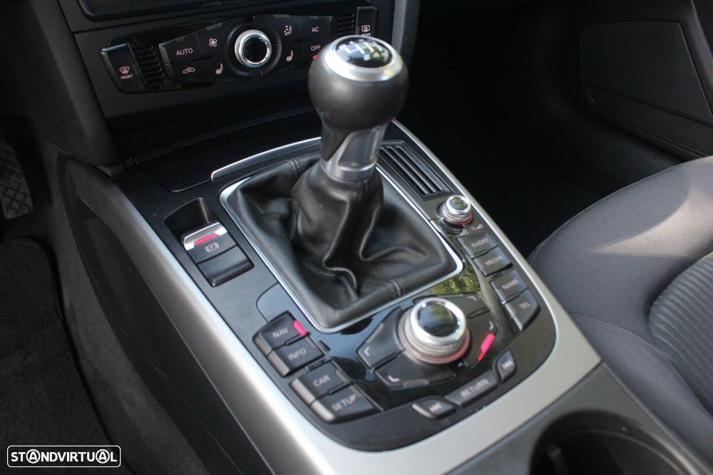 Audi A4 Avant 2.0 TDI Business Line - 7