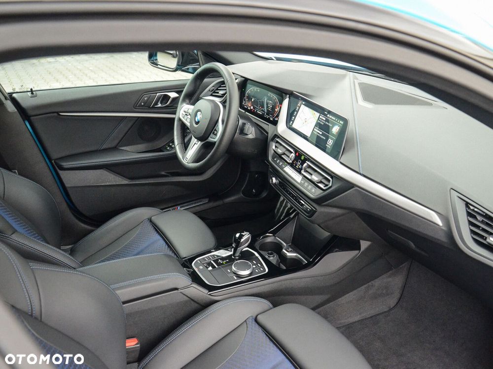 BMW Seria 2 218i M Sport - 29