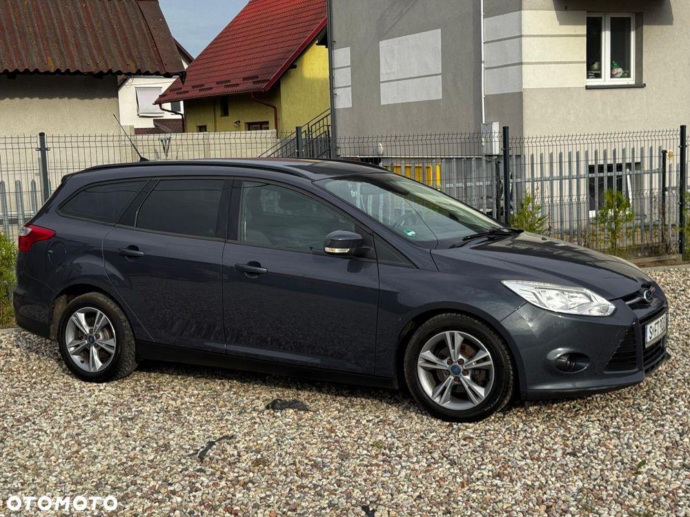 Ford Focus 1.0 EcoBoost STart-Stopp-System TITANIUM - 4