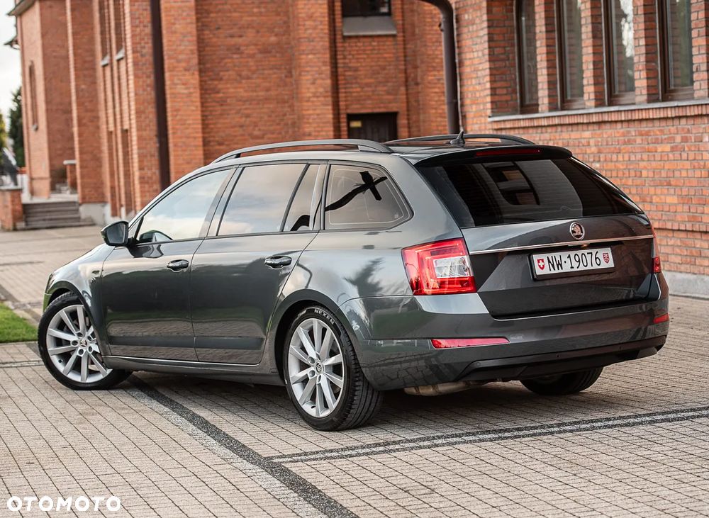 Skoda Octavia 2.0 TDI SCR 4x4 Style DSG - 3
