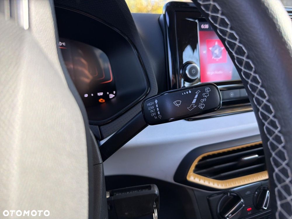 Seat Arona 1.0 TSI Style S&S DSG - 24